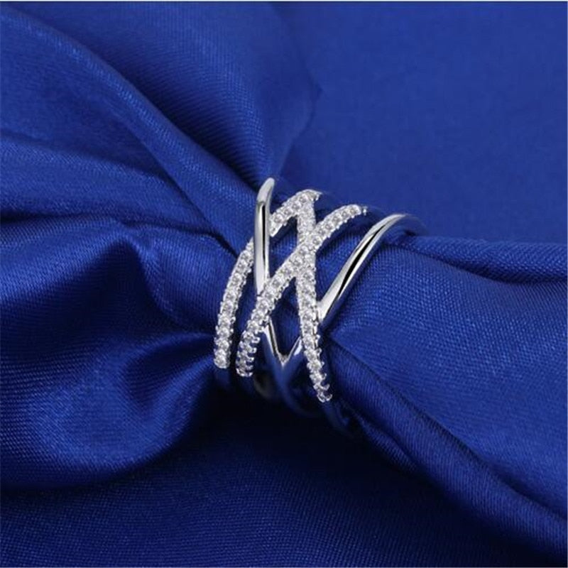 Multi-layer Line Cross Ring