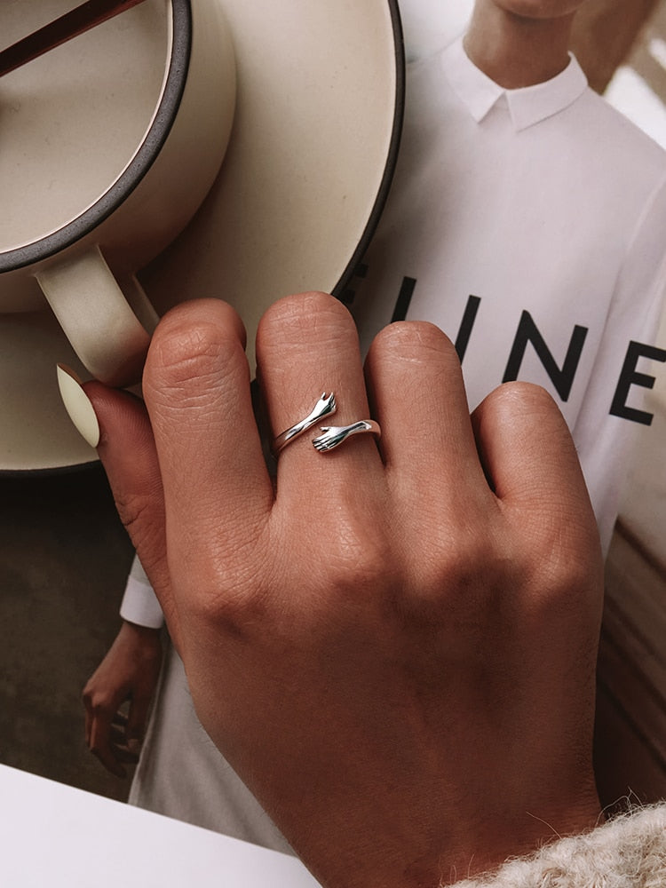 Hug Ring! – Harper Ross