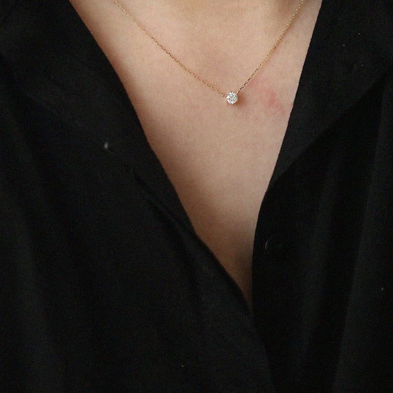 Clavicle Pendant Necklace