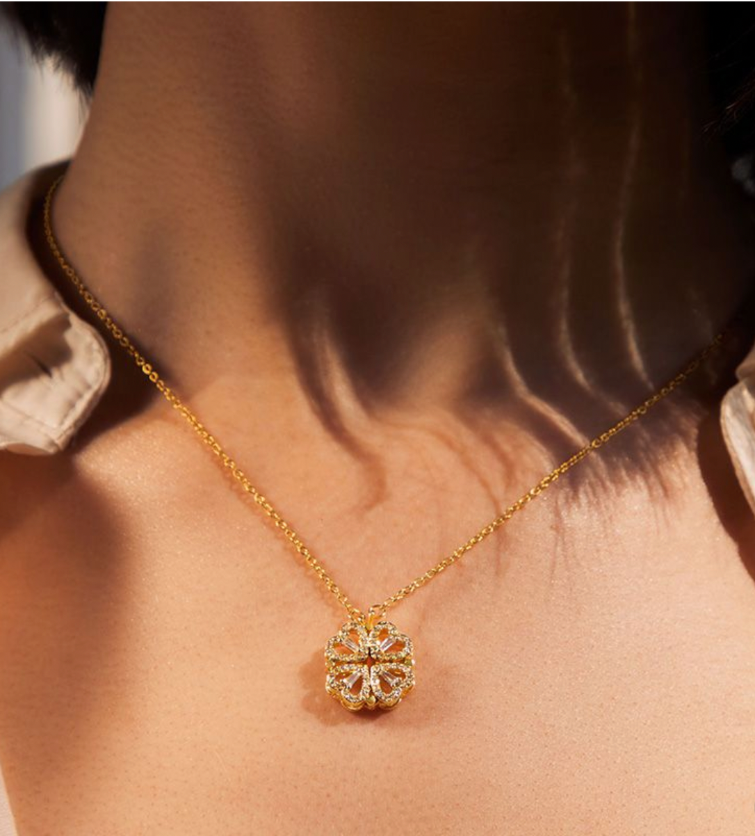 Luxury Four Leaf Clover Pendant Necklace
